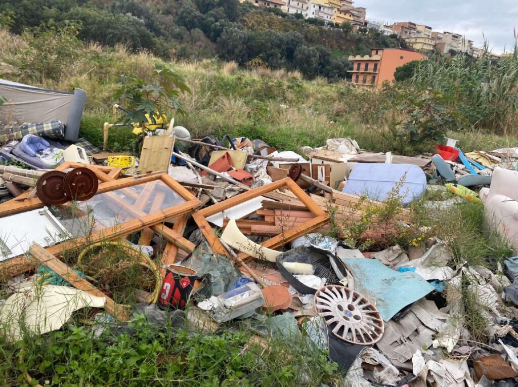 segnalazione torrente calopinace foto-compressed-immagini