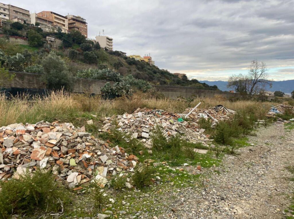 segnalazione torrente calopinace foto-compressed-immagini