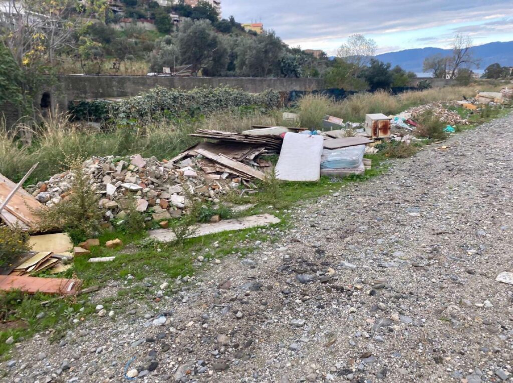 segnalazione torrente calopinace foto-compressed-immagini
