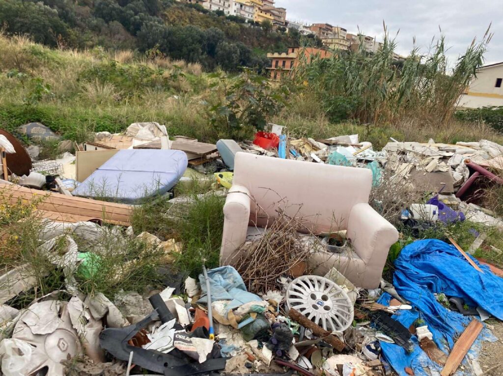 segnalazione torrente calopinace foto-compressed-immagini