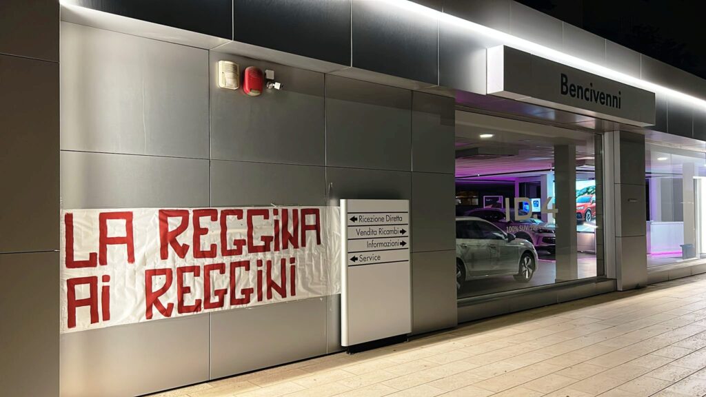 striscione ultrà la reggina ai reggini