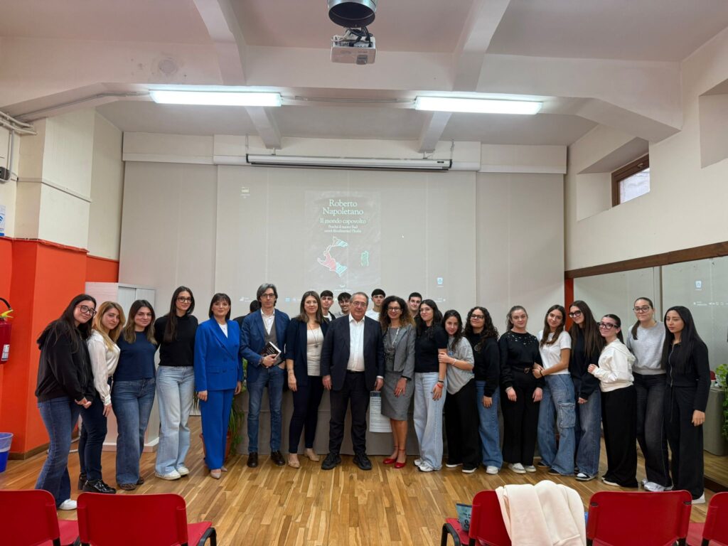 studenti convitto incontrano roberto napoletano