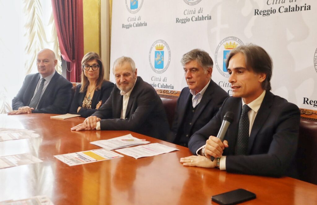 tavolo su masterplan di reggio calabria con rueda
