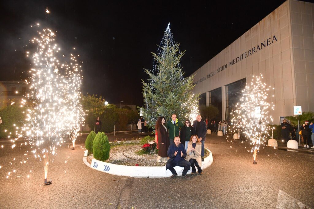 Apertura albero Natale Università