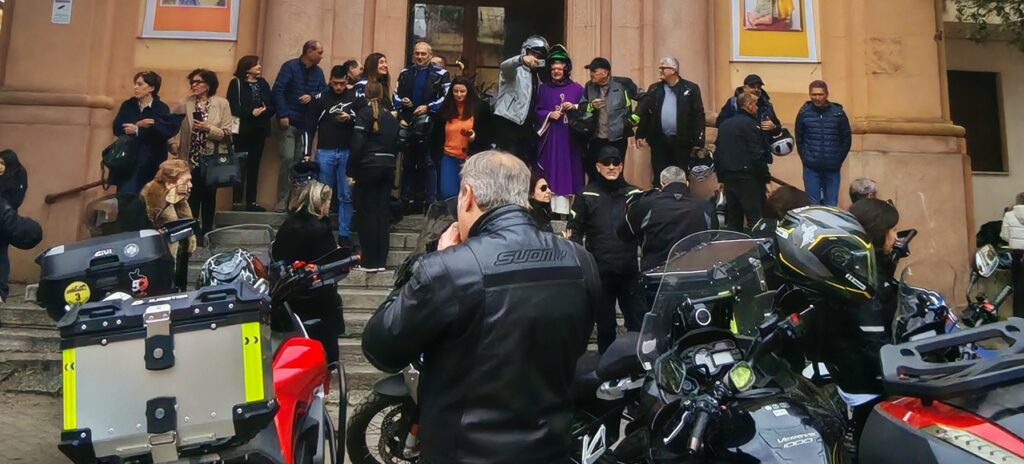 Benedizione motociclisti gallico