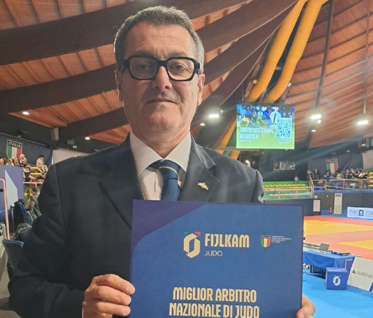 Judo, il reggino Gianfranco Pizzimenti è stato premiato come miglior arbitro italiano