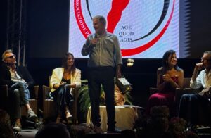 Il Presidente Saverio Petitto durante un evento organizzato dall'Associazione Prometeus