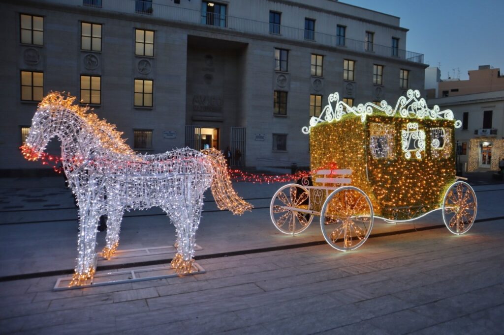 Illuminazione Natale Piazza De Nava Reggio Calabria
