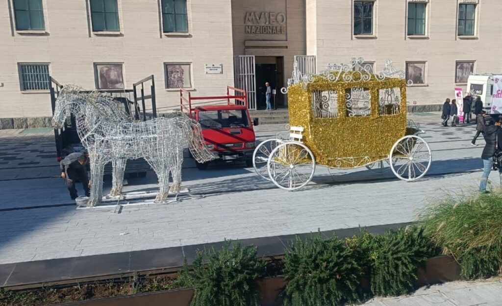 Illuminazione Natale Piazza De Nava Reggio Calabria