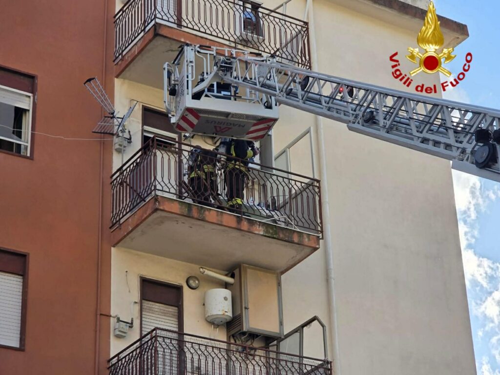 Incendio Messina