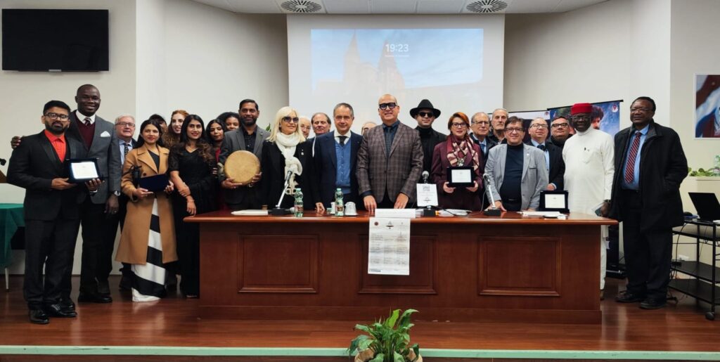 Le varie rappresentanze provenienti da diversi Paesi del mondo