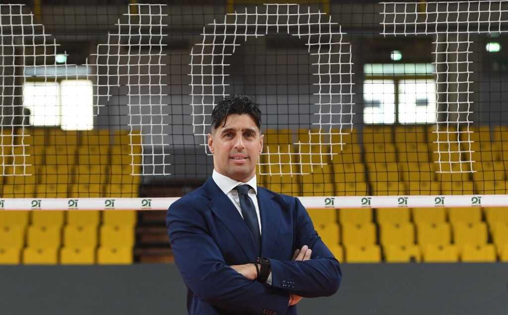 Domotek Volley-Gioia del Colle, Martino: “prova di maturità. Ogni domenica vogliamo offrire un grande spettacolo ai reggini” | INTERVISTA