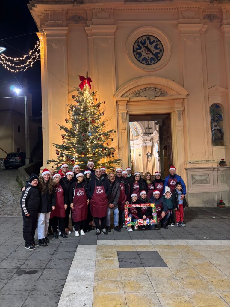 Note, sapori e luci sotto l'albero Arasì