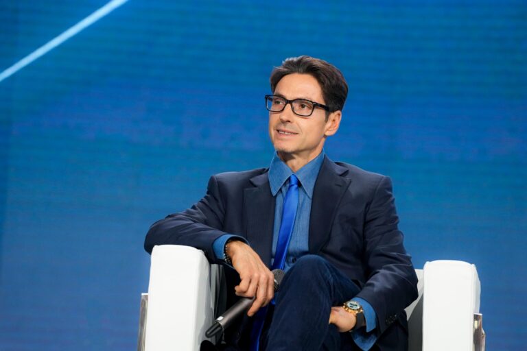 Forza Italia, Berlusconi: “grato a Tajani ma servono facce e idee nuove”. La replica del vicepremier