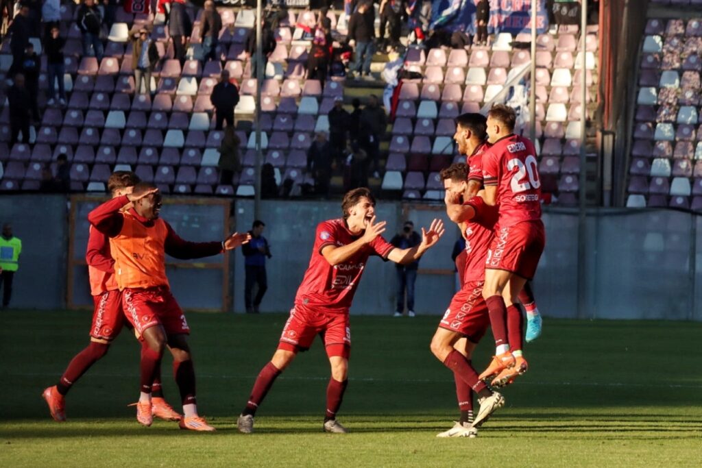 Reggina-Milazzo esultanza gol