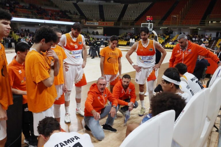 Basket, domani Rende-Viola: la presentazione del match