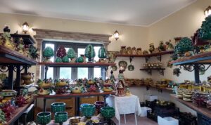 alberelli e presepi di ceramica a seminara
