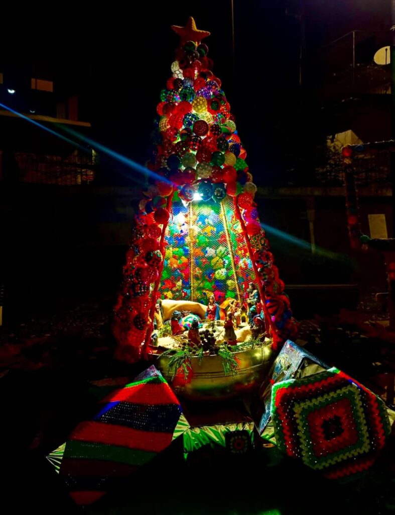 Albero Natale Mannoli