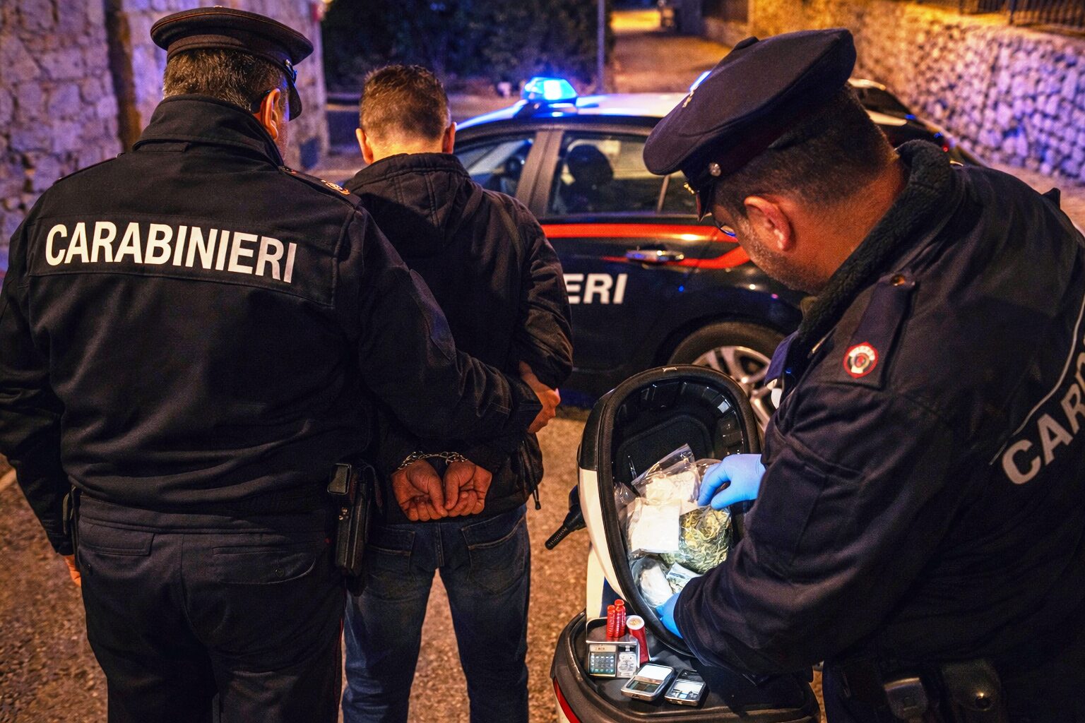 arresto di notte carabinieri