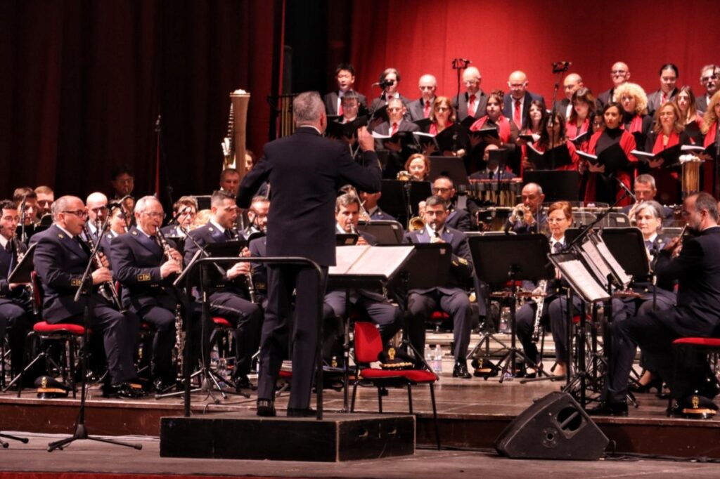 concerto teatro cilea
