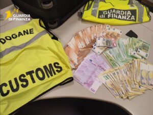 controlli aeroporto palermo