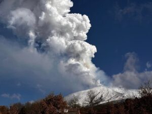 eruzione etna