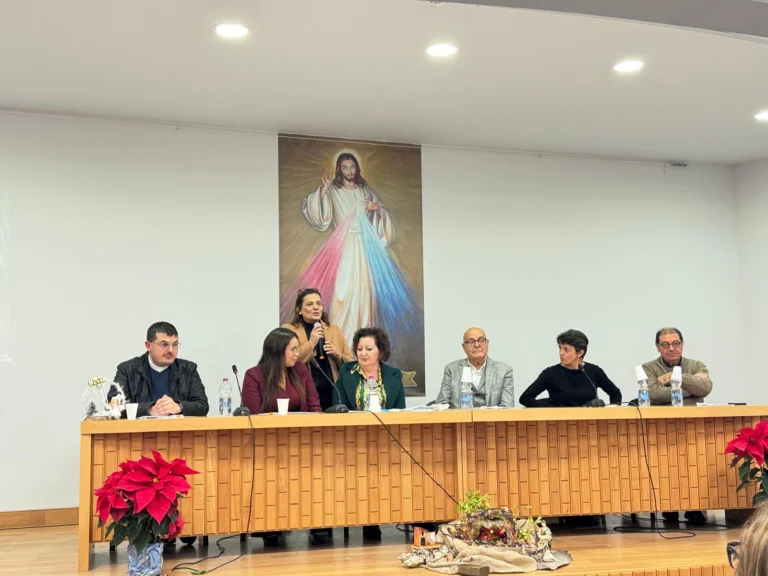 “La solitudine tra psiche e fede”: a Reggio Calabria un dialogo che trasforma l’isolamento in relazione e speranza