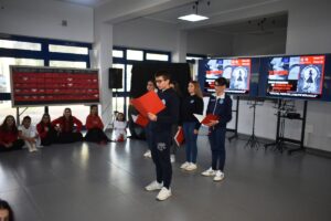 giornata violenza donne al radice alighieri