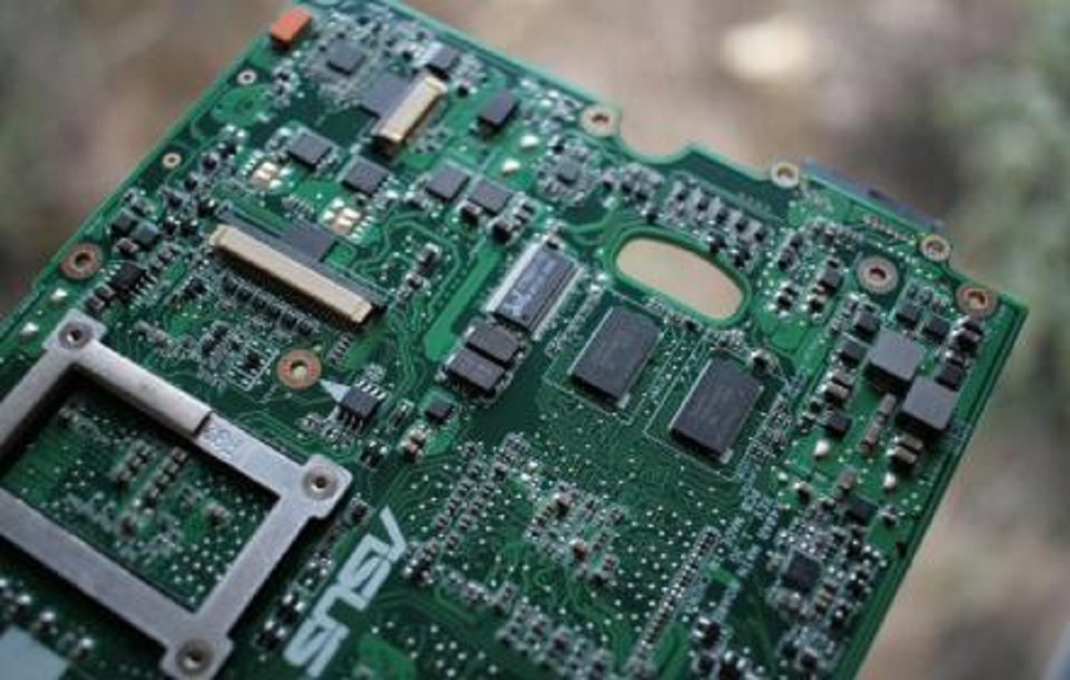 hi tech microchip