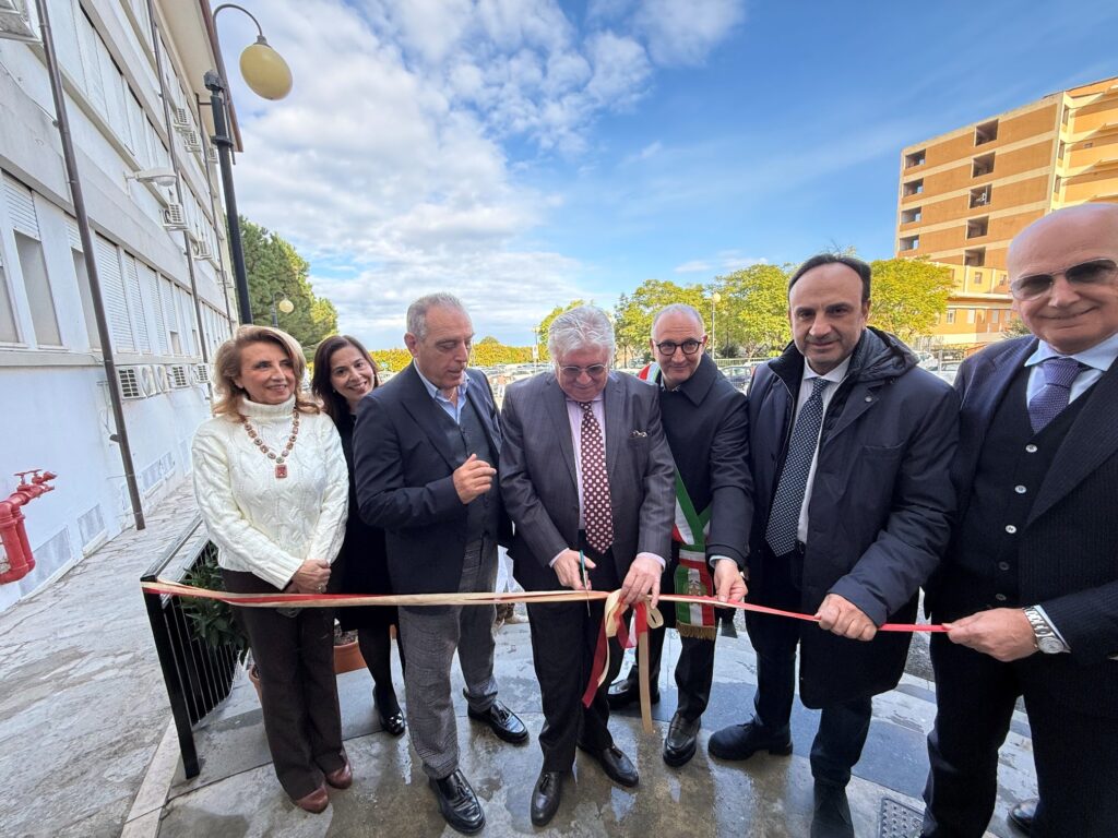 inaugurazione ospedale di comunità e hub a barcellona pozzo di gotto