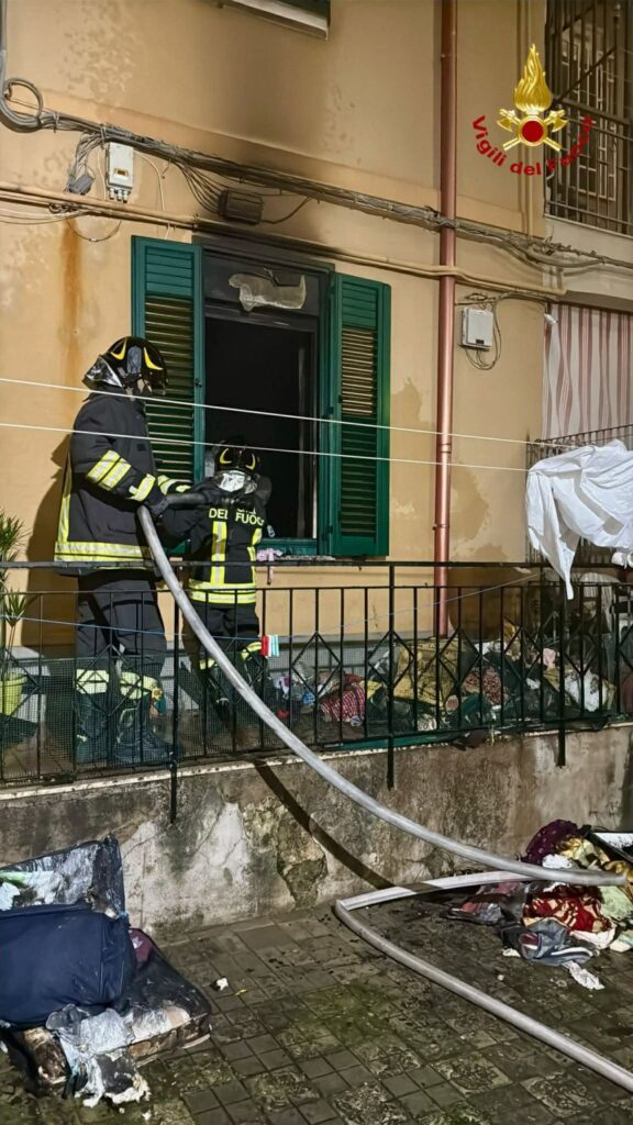 incendio abitazione messina