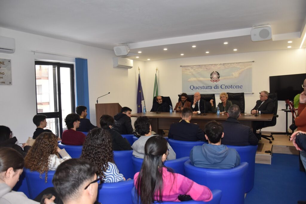 incontri polizia studenti