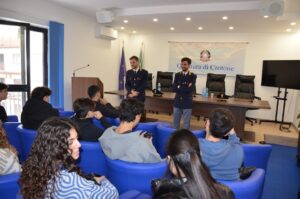 incontri polizia studenti