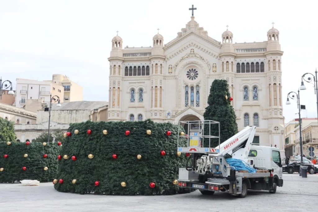 luminarie e albero di natale 2025 reggio calabria