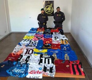 maglie da calcio false