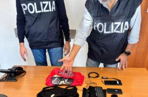 microcamera e auricolari