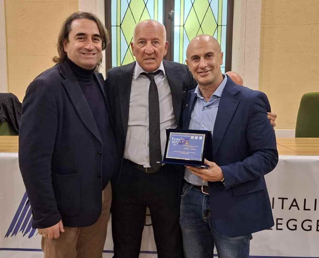 premio al prof marco vitale