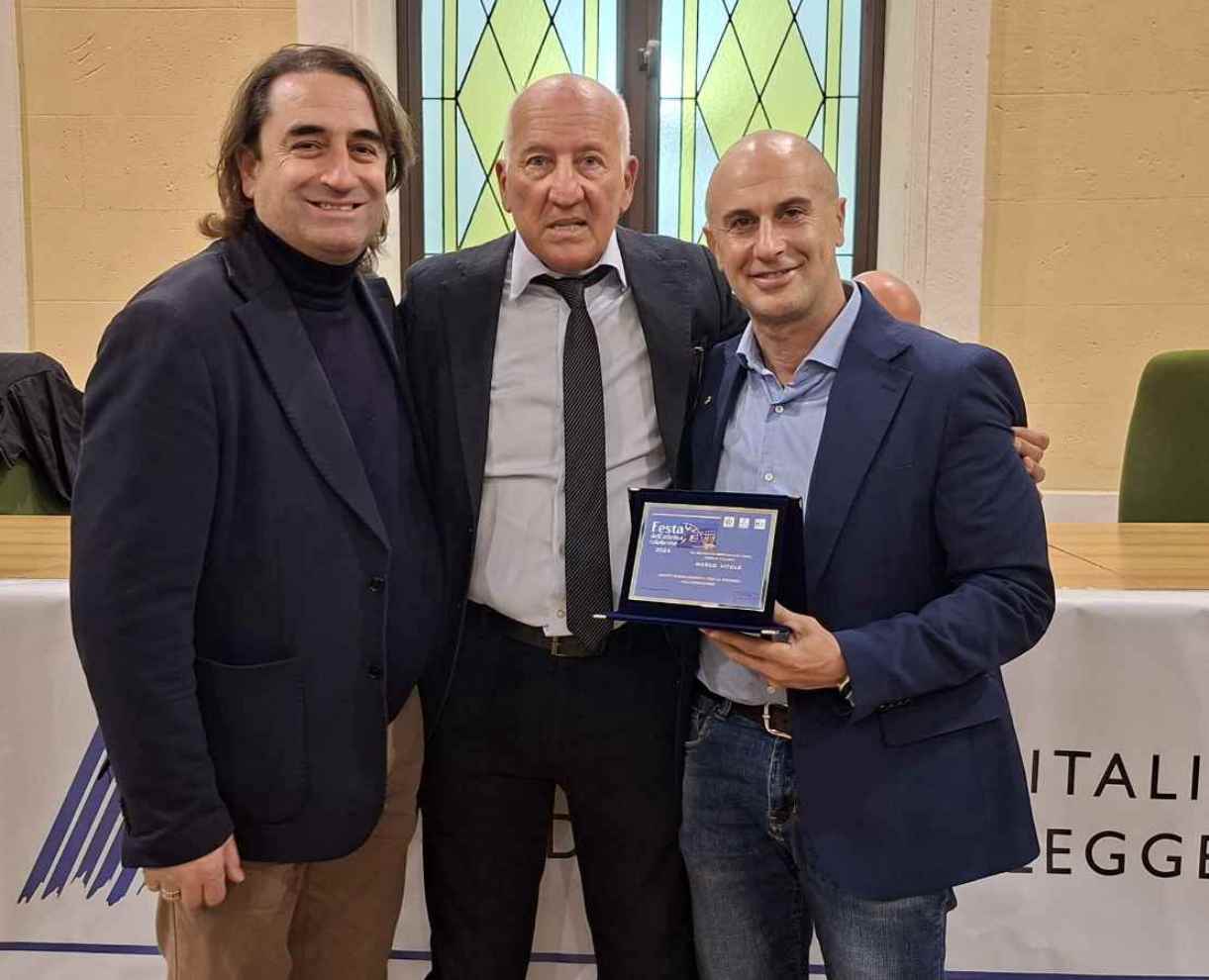 premio al prof marco vitale