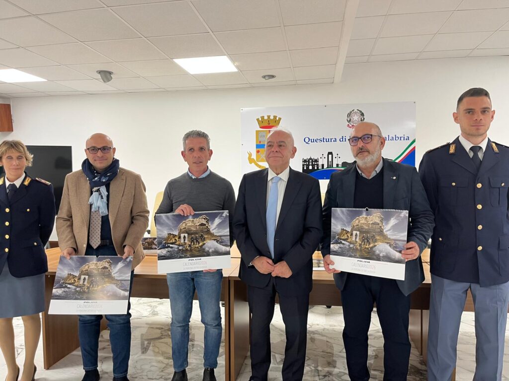 presentazione calendario polizia di stato