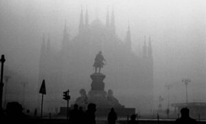 smog piazza duomo milano