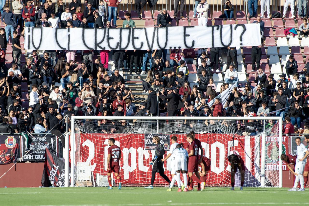 striscione curva nord