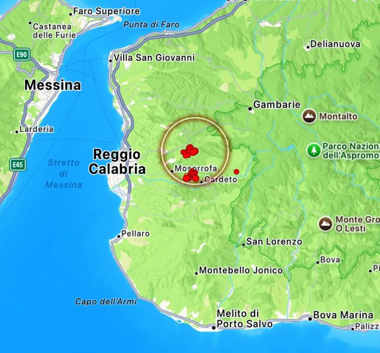 Terremoto a Reggio Calabria, 21 scosse nelle ultime ore sulle colline della città. I dati INGV