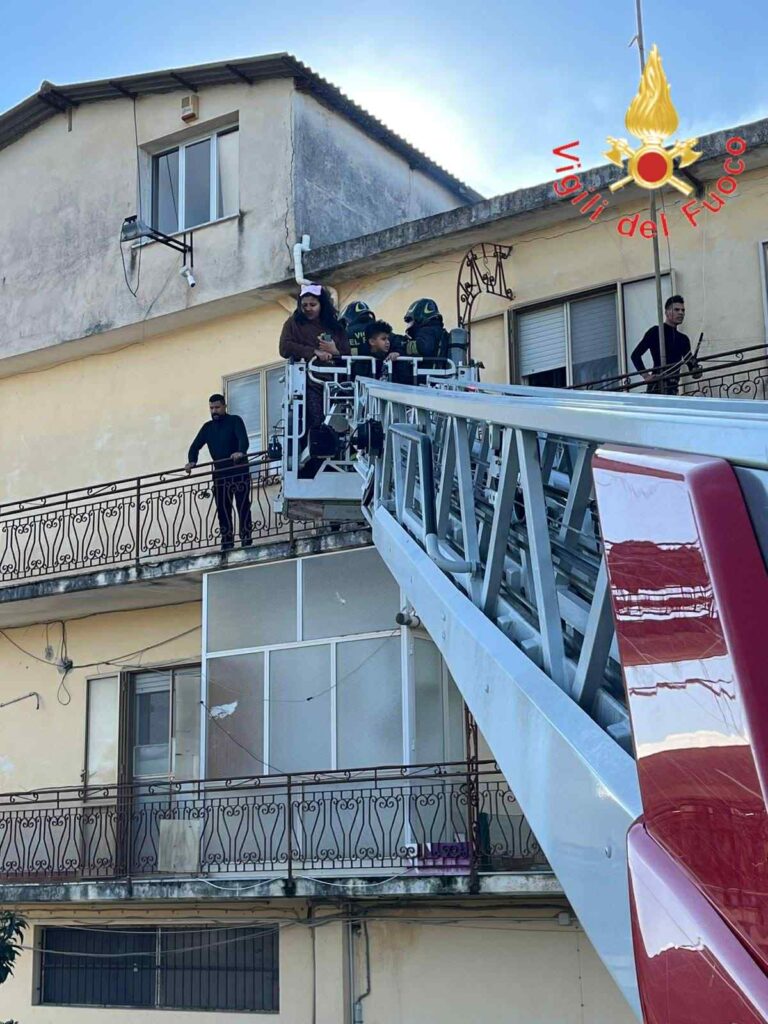 vigili del fuoco incendio