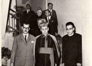 RC Anni 1960 - mons Giovanni Ferro con il giornalista Guido Miggiano e il sacerdote Ercole Lacava