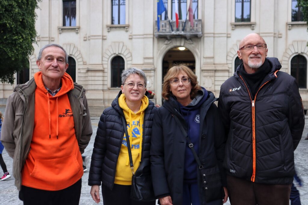 Bambini associazioni atletica reggine protesta Piazza Italia