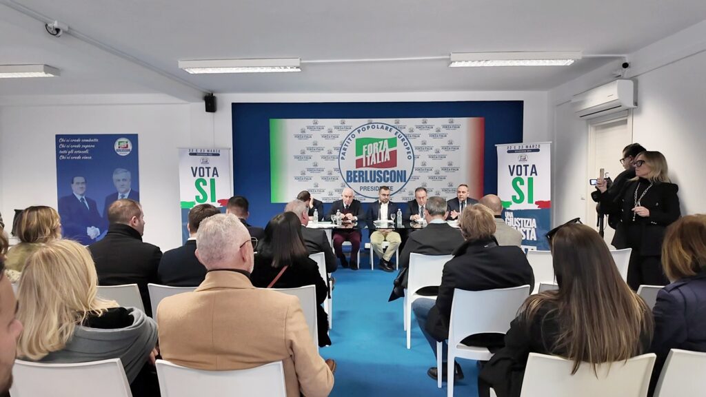 Comitato per il sì forza italia reggio calabria