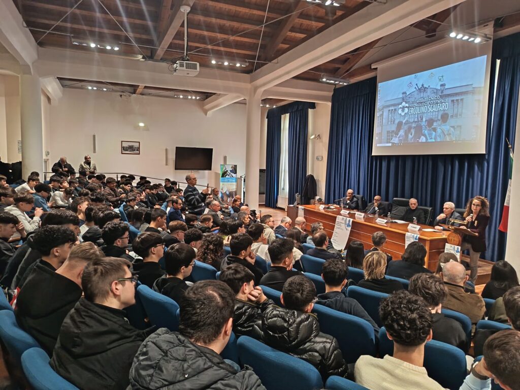 Cybercrime e nuove mafie digitali a Catanzaro il fronte comune di Stato, università e scuola