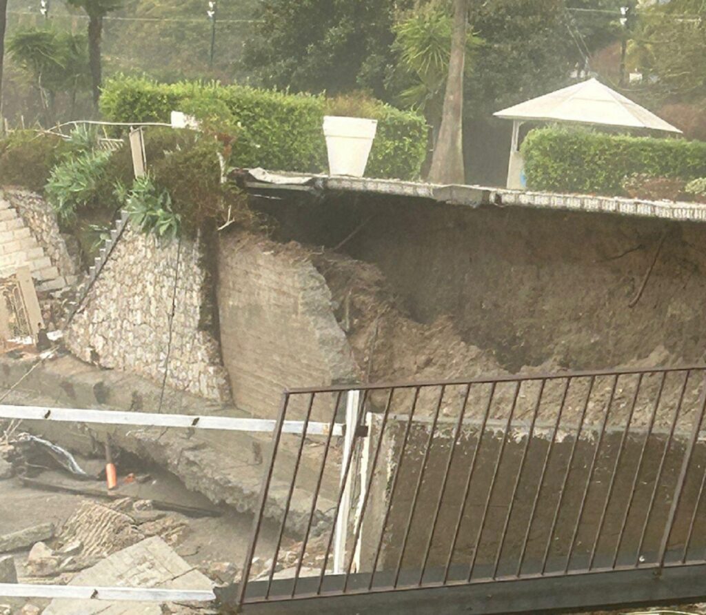 Danni lungomare taormina