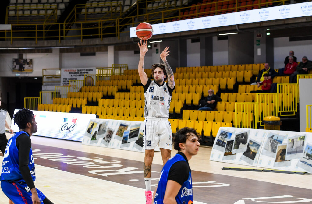 Dierre Basket