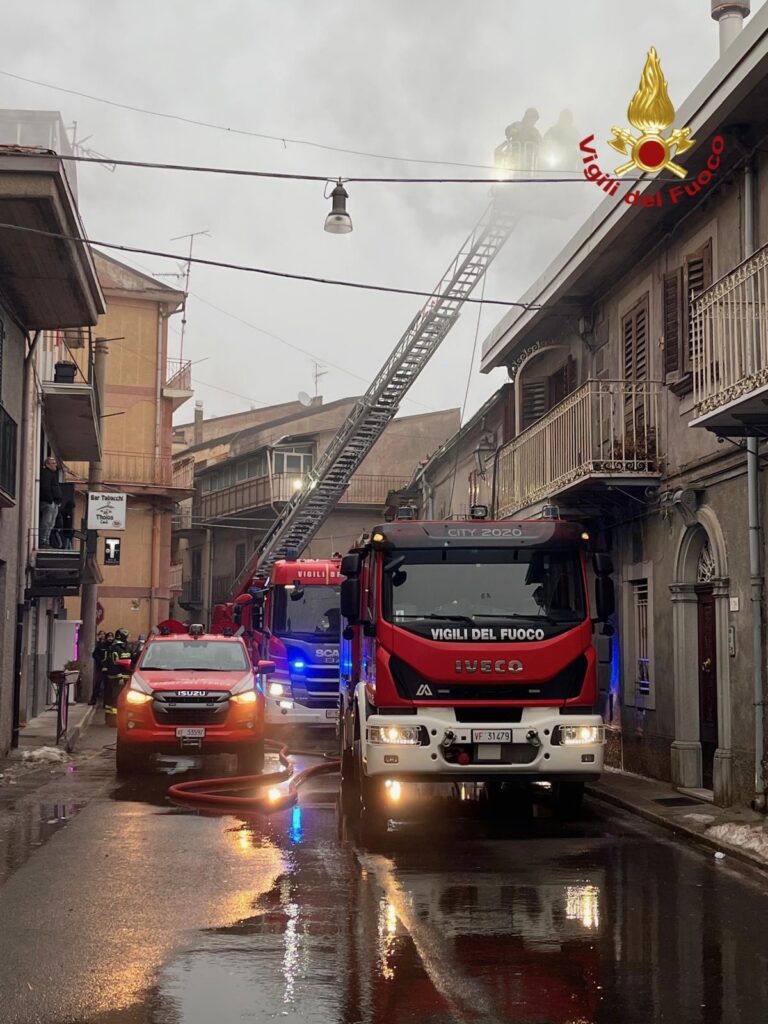 Incendio Floresta messina